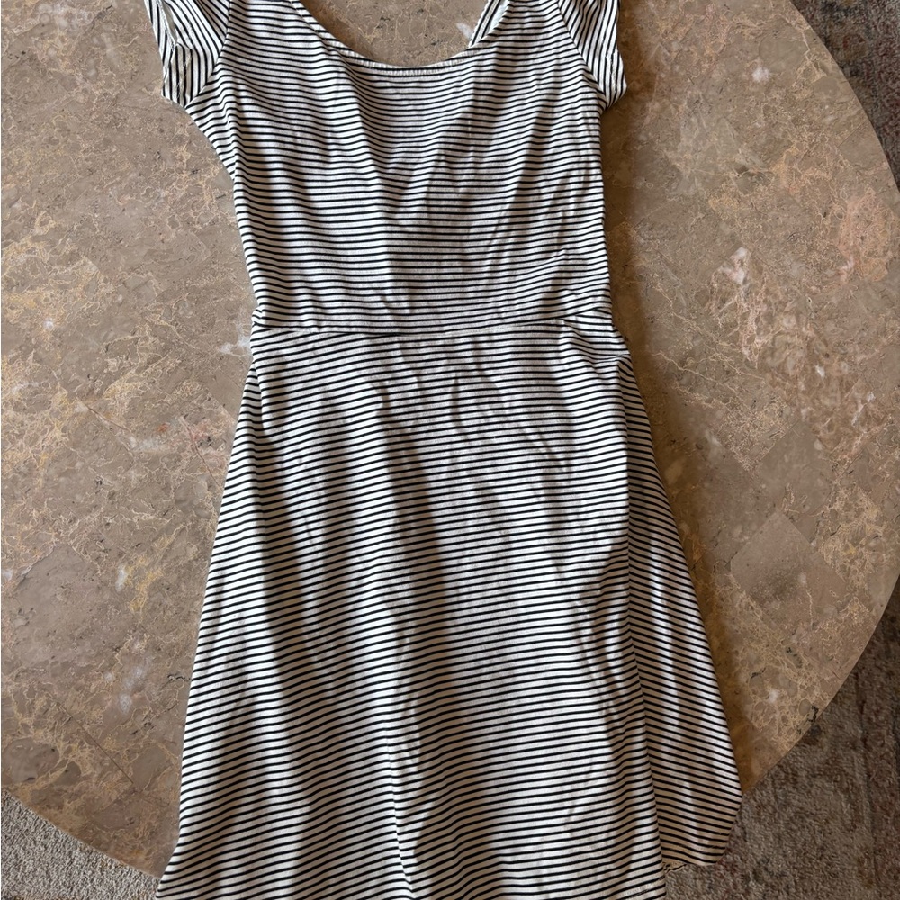 American Eagle Outfitters Black and White Cap Sleeve Sundress
